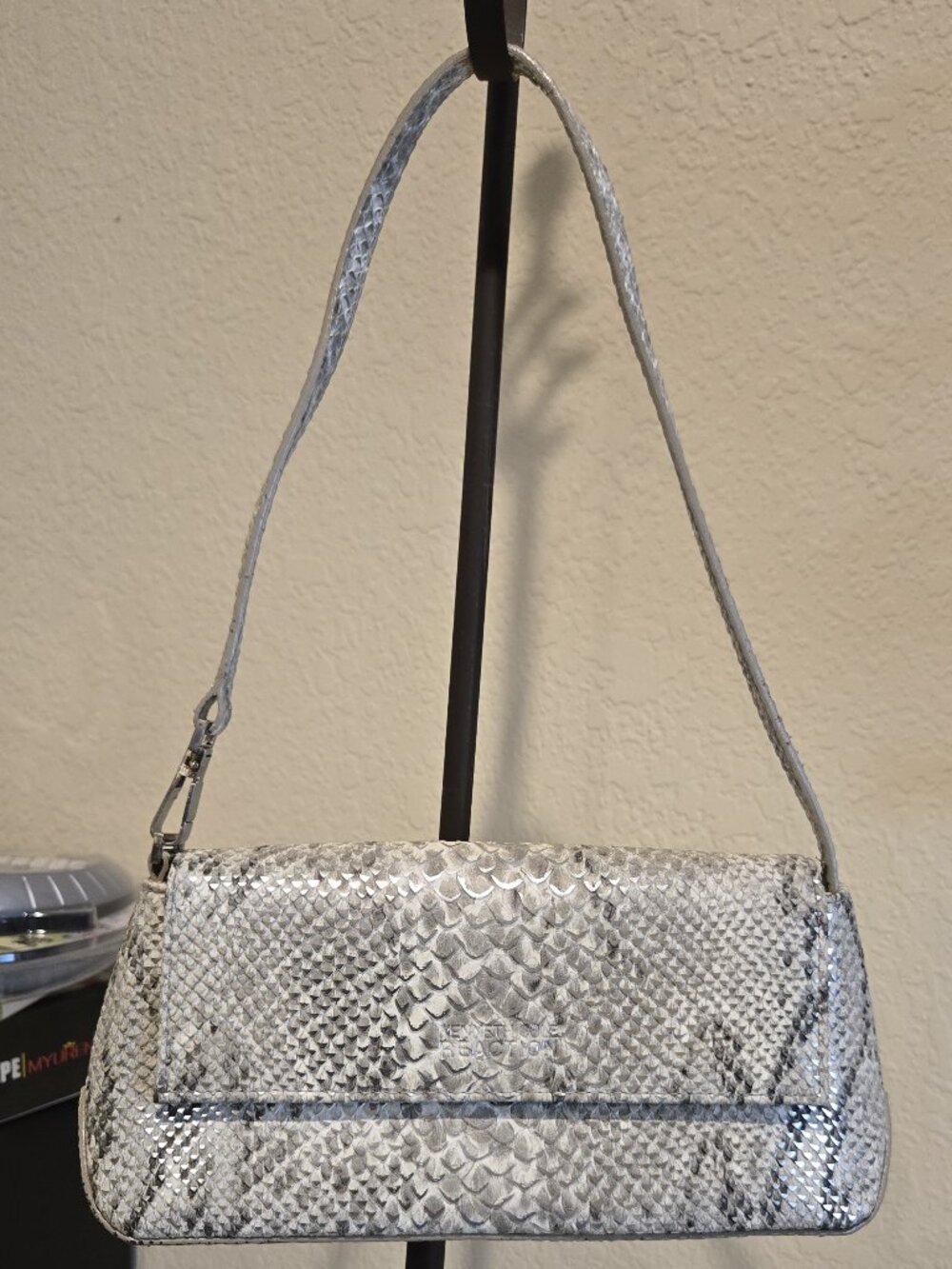 Kenneth Cole Reaction Faux Snakeskin Crossbody Bag Grey White